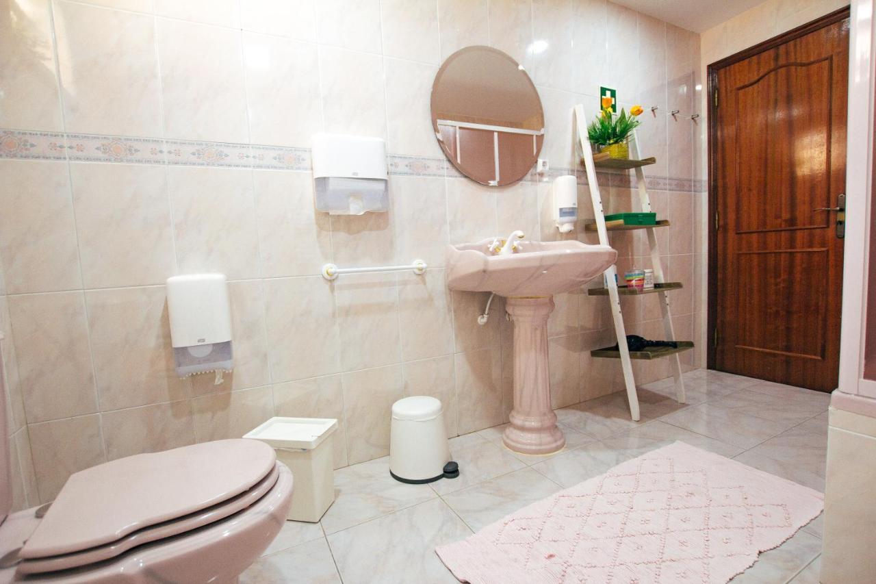 Dii Beach House - Moradia Bi-Familiar Com Piscina Aquecida Torres Vedras Buitenkant foto